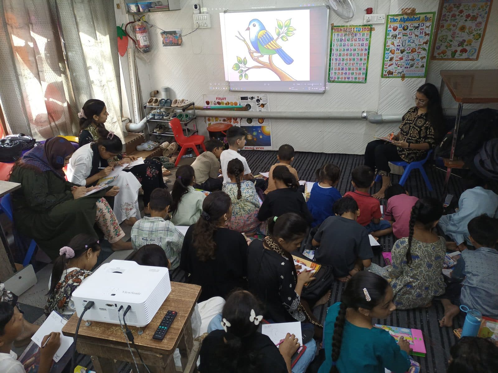 Wildlife Rescue educators teaching children about the environment and wildlife
